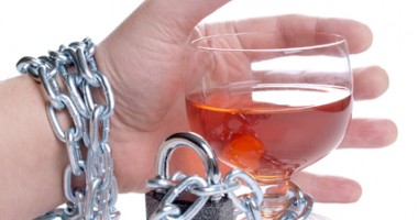 Stire din Cetățenești : Cum să ne purtăm cu alcoolicii din familie