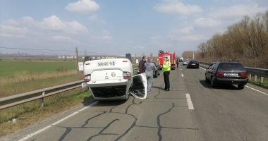 MAȘINĂ RĂSTURNATĂ PE DIG. Victima a refuzat să meargă la spital! - 1