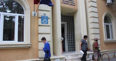 Stire din Eveniment : Educatoare din CONSTANȚA, acuzate că AU BĂTUT COPII din centrul de plasament Delfinul