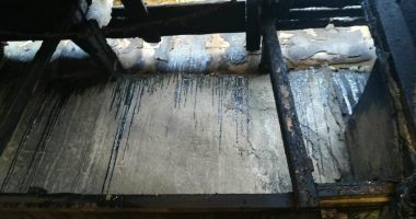 Update! Arde magazia unei case, la Mangalia. O persoană se află înăuntru! - 3