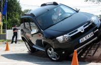 Dacia Duster dă spectacole de drive-test în Mamaia