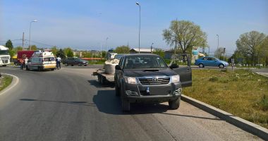 Stire din Eveniment : GALERIE FOTO / Accident rutier la intrare în localitatea Ovidiu