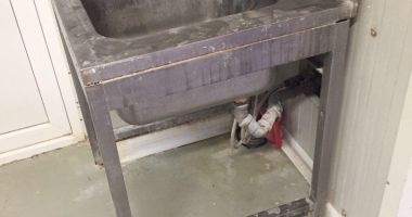 GALERIE FOTO / CÂTĂ MIZERIE MÂNCĂM! FABRICĂ DE PÂINE ȘI PRODUSE DE PATISERIE, DIN CONSTANȚA, AMENDATĂ ȘI ÎNCHISĂ! - 5