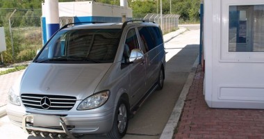 Stire din Eveniment : Mercedes Vito furat, găsit la frontiera cu Republica Moldova