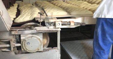 GALERIE FOTO / CÂTĂ MIZERIE MÂNCĂM! FABRICĂ DE PÂINE ȘI PRODUSE DE PATISERIE, DIN CONSTANȚA, AMENDATĂ ȘI ÎNCHISĂ! - 2