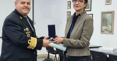 „VIRTUTEA MARITIMĂ în grad de CAVALER”, pentru șeful Secției Istoria Marinei din cadrul Muzeului Marinei Române