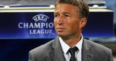 Stire din Sport : PRIMUL ROMÂN luat de Dan Petrescu la Dinamo Moscova