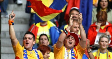 Stire din Sport : ROMÂNIA - GRECIA, scor 1-1. "Tricolorii" au ratat calificarea la Cupa Mondială din Brazilia