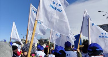 Stire din Cultură-Educație : Saga sindicală. Ce mai promite liderul salariaților din învățământ