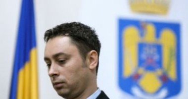 Stire din Politică-Administrație : MAI: Decizia pentru aderarea României la spațiul Schengen va fi una politică