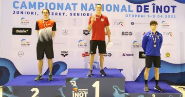 David Popovici a câştigat a treia medalie de aur la Campionatul Naţional în bazin scurt