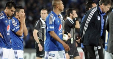 Stire din Sport : Fotbal: Celebrarea titlului cucerit după 24 de ani de Millonarios s-a soldat cu 3 morți