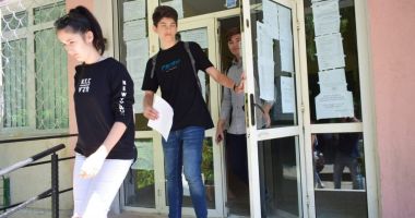 FOTO / Iată subiectele date la Limba și literatura română, la Evaluarea Națională 2018. Ce spun elevii - 2