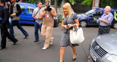 Stire din Politică-Administrație : Ce sfaturi are Traian Băsescu pentru Elena Udrea