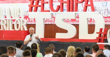 Stire din Politică-Administrație : A doua ediție a Școlii TSD de la Neptun. Liderii îndeamnă la UNITATE