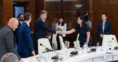 Stire din Economie : Retailerii, anunț după discuția cu premierul Ciolacu