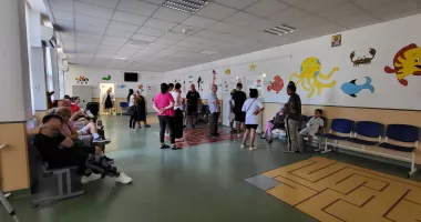 Pacienții așteaptă de aproape două ore pe holurile Spitalului Județean Constanța, din cauza protestului SANITAS
