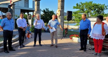 Stire din Social : Festivalul Plăcintelor și-a închis porțile cu o festivitate de premiere