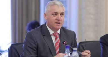 Stire din Politică-Administrație : Adrian Țuțuianu anunță că și Pro România va avea candidat propriu la prezidențiale