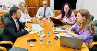 Stire din Cultură-Educație : Deca: Activităţile din programul “Săptămâna verde” vor putea varia mai mult
