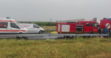GALERIE FOTO / Tragedie pe șosea. Microbuz lovit frontal de un tir cu numere de CONSTANȚA. DOI MORȚI, PATRU RĂNIȚI - 8