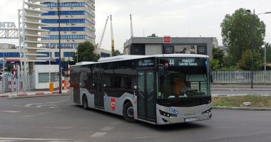 Stire din Cultură-Educație : Circulația autobuzelor 44 a revenit la normal