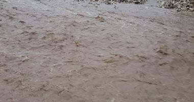 GALERIE FOTO / JUDEȚUL CONSTANȚA ESTE SUB APE. PLOILE AU FĂCUT PRĂPĂD! - 3