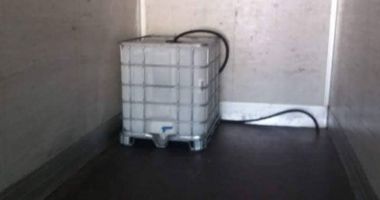 GALERIE FOTO / Lecția dură primită de un ȘOFER CONSTĂNȚEAN DE TIR care a fost prins furând motorină într-o parcare de lângă Barcelona - 8