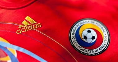 Galerie foto / FRF a lansat "tricoul suporterului" pentru meciul cu Argentina - 4