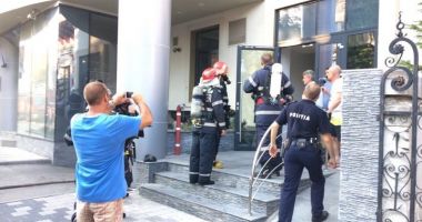 HAOS ÎN CENTRUL CONSTANȚEI! INCENDIU PUTERNIC la clădirea SPIT de pe bulevardul Tomis. Intervin PATRU AUTOSPECIALE - 4