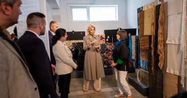 Stire din Cultură-Educație : Raluca Turcan: „Salarizarea în domeniul cultural este jenant de mică, e la pământ”