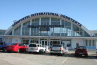 Stire din Eveniment : Din cauza furtunii de la București, cinci avioane au aterizat pe Aeroportul Kogălniceanu