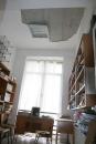Un tavan s-a prăbușit peste profesor și studentă