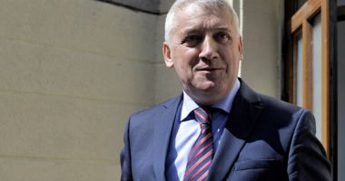 Stire din Politică-Administrație : Țuțuianu confirmă afirmațiile Gabrielei Firea privitoare la desființarea Bucureștiului