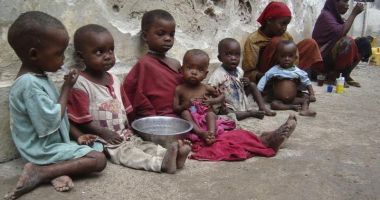 Stire din Actualitate : "Cea mai dură foamete din ultimii 100 de ani". 13 milioane de oameni riscă să moară de foame în Yemen