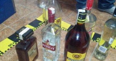Stire din Eveniment : Un puști de 15 ani a vrut să se cinstească, în Mamaia, cu băuturi fine