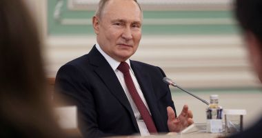 Stire din Actualitate : Vladimir Putin: Rusia ''nu are niciun conflict cu societatea europeană''