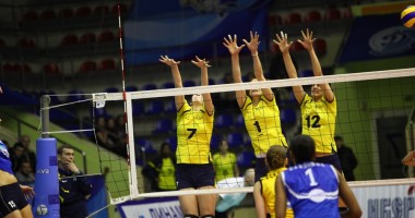 Volei / Calificare en-fanfare pentru echipele de volei constănțene - 4