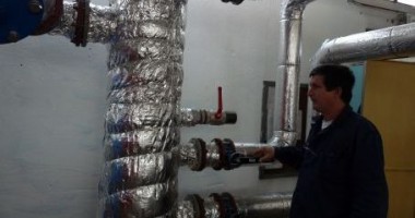 Stire din Social : Zece ore fără apă caldă și căldură în cartierele Faleză Nord și Tomis III