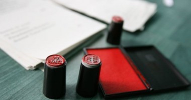 Stire din Politică-Administrație : Incidente la vot. La Mangalia procesul de votare a fost suspendat într-una din secții