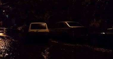 POTOP LA CONSTANȚA / Ploaia torențială a INUNDAT mai multe bulevarde / Galerie foto - 12
