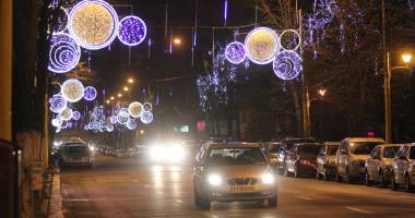 Imagini de poveste! Au fost aprinse luminițele în Constanța. Cum s-a pregătit orașul pentru Crăciun - 8