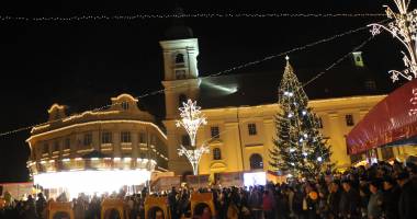 GALERIE FOTO / SIBIUL, în TOP 7 orașe din lume cu cele mai frumoase piețe de Crăciun - 4