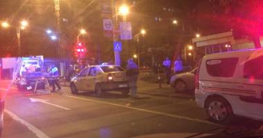 Galerie foto. Accident de circulație, la Constanța / Adolescent lovit de o mașină, pe trecerea de pietoni - 4