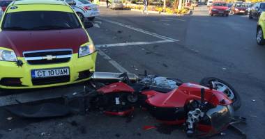 Galerie foto. Accident rutier la Dacia! Un motociclist, de urgență la spital - 9