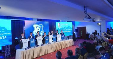 O singură echipă, o singură iubire: Farul Constanţa. Hagi revine pe banca tehnică - 4