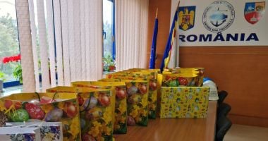 Un strop de fericire pentru copii necăjiţi, din partea navaliştilor cu suflet mare - 4