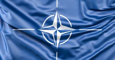 Stire din Politică-Administrație : Premierul Ciolacu, mesaj ferm la întâlnirea cu șeful NATO despre întărirea rolului Alianței în România