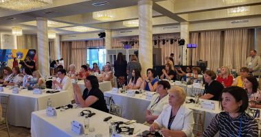 Mariana Gâju, la evenimentul ACoR din stațiunea Mamaia: „Nu am făcut invitaţii politice, ci doar am vrut să adun femeile primar” - 3