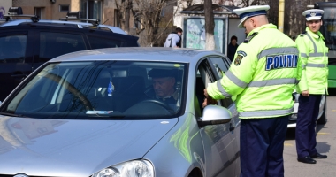 400 de polițiști sunt în misiune, în acest week-end, la malul mării